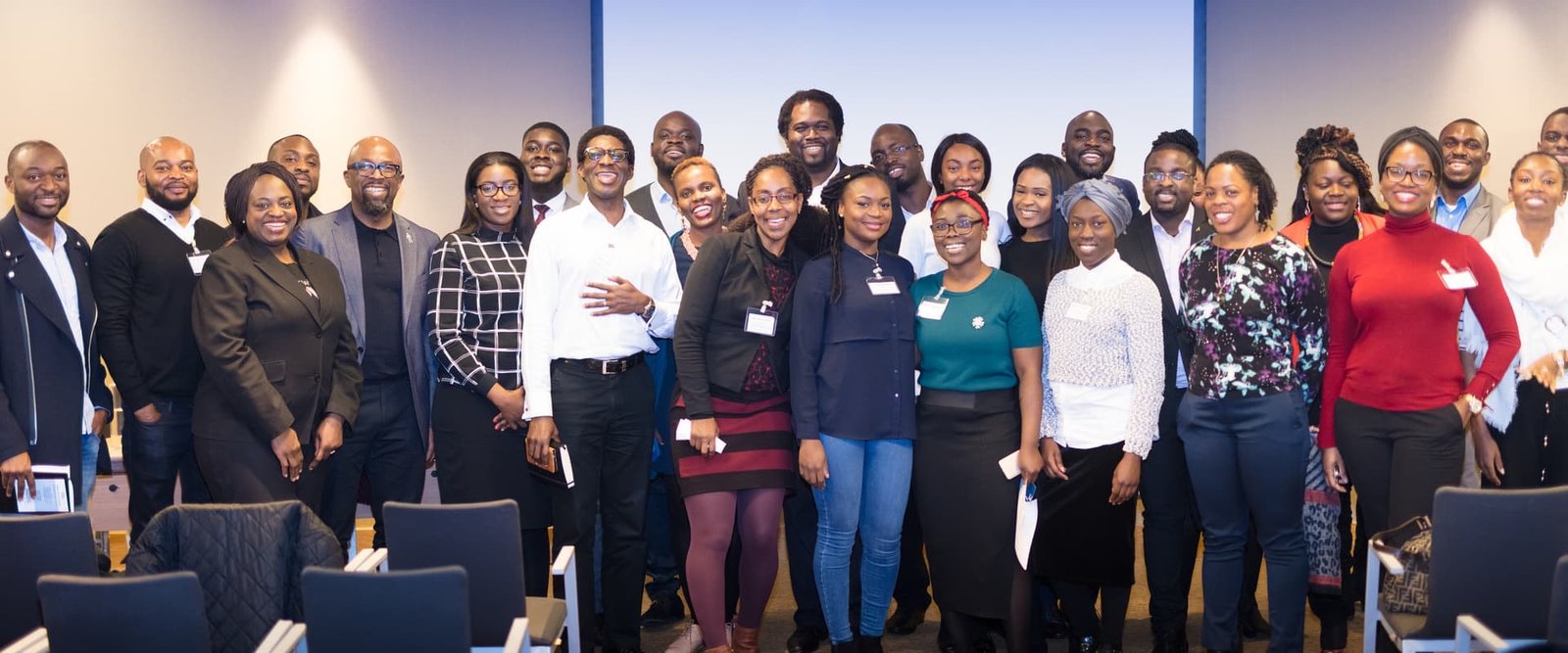 Attendees and volunteers gathered together after a Cee4Bee event